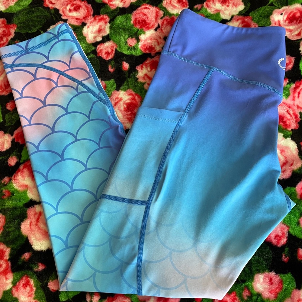 Curves n Combatboots Mermaid 7/8 Leggings